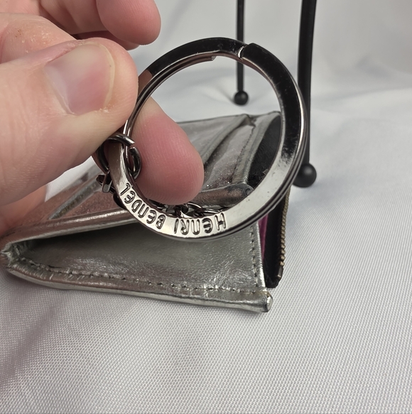 Henri Bendel Silver Glitter Coin and Card Wallet - Picture 10 of 11